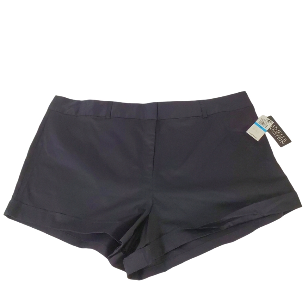 Danielle Bernstein 20W short